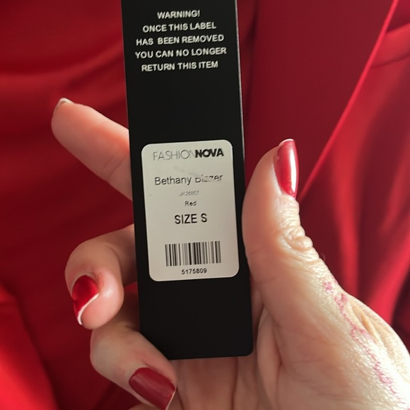 Fashion Nova Blazer - Picture 2 of 4